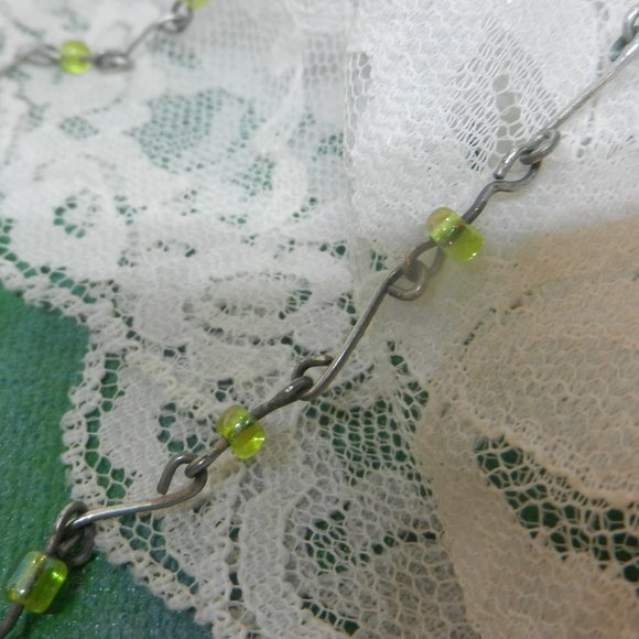 VTG Hand Crafted pendant necklace OOAK green pewtertone lariat bolo silver chain - Picture 2 of 9